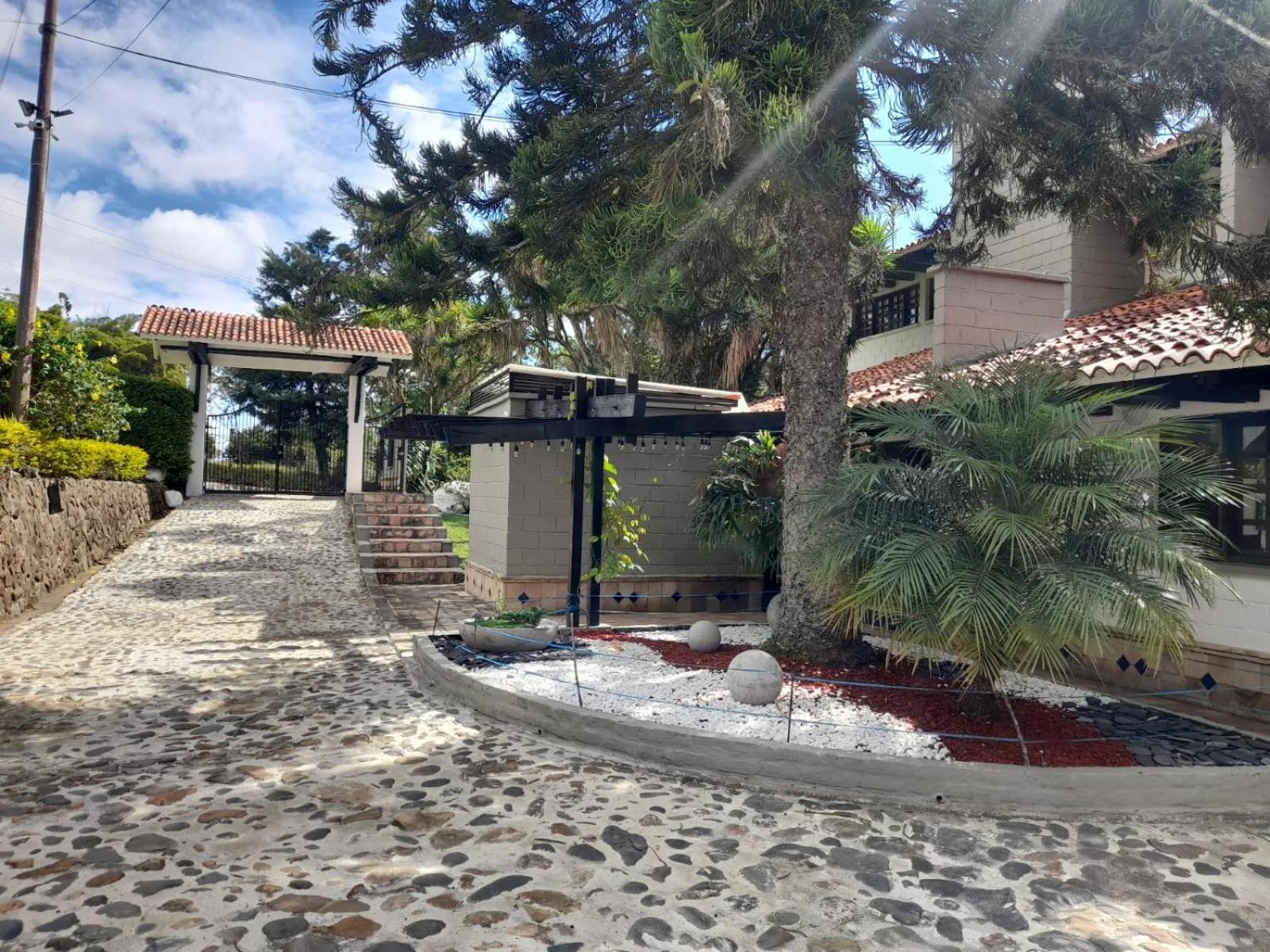 Hotel Maca Lago Калима Экстерьер фото
