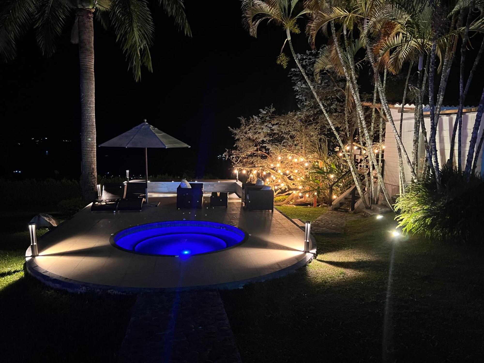 Hotel Maca Lago Калима Экстерьер фото